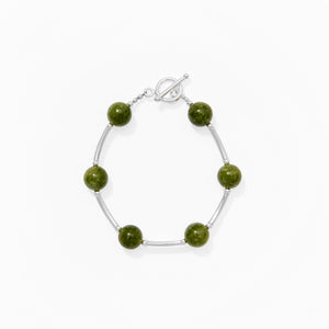 Klas Juicy Curve Bracelet in Evergreen on white background