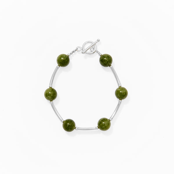 Klas Juicy Curve Bracelet in Evergreen on white background