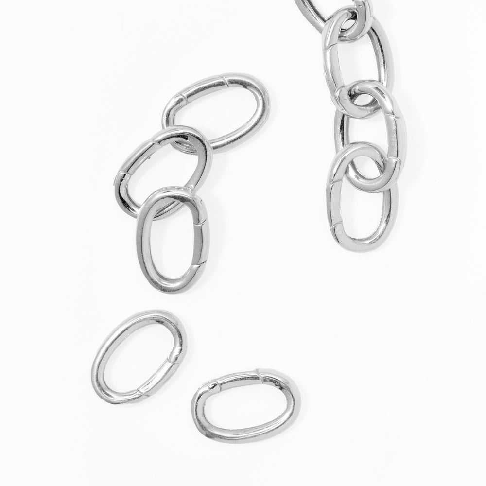 Klas Infinity Links on white background